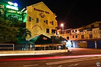 Discovery Cafe And Guesthouse Malacca Affittacamere
