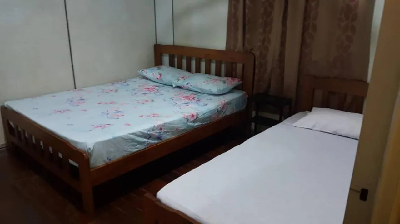Discovery Cafe And Guesthouse Malacca