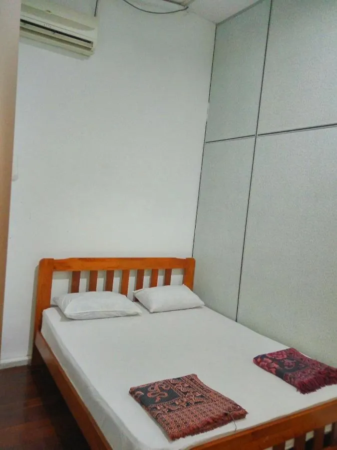 Discovery Cafe And Guesthouse Malacca